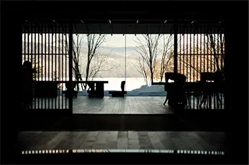 ロビーラウンジ